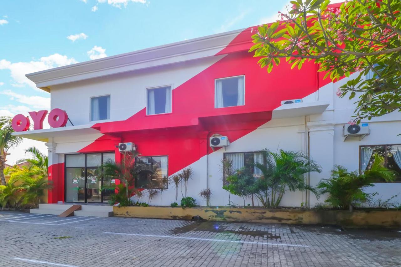 Oyo 1684 Marina Suite Apartment Bali Sanur Esterno foto